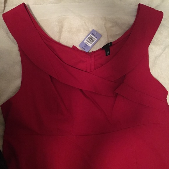 Torrid off shoulder pencil dress - Picture 2 of 5